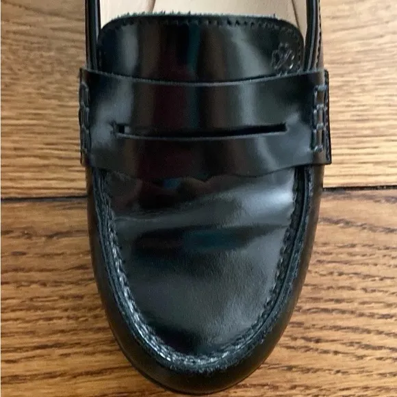 LK Bennett Black Gloss Penny Loafer 38 / 7.5