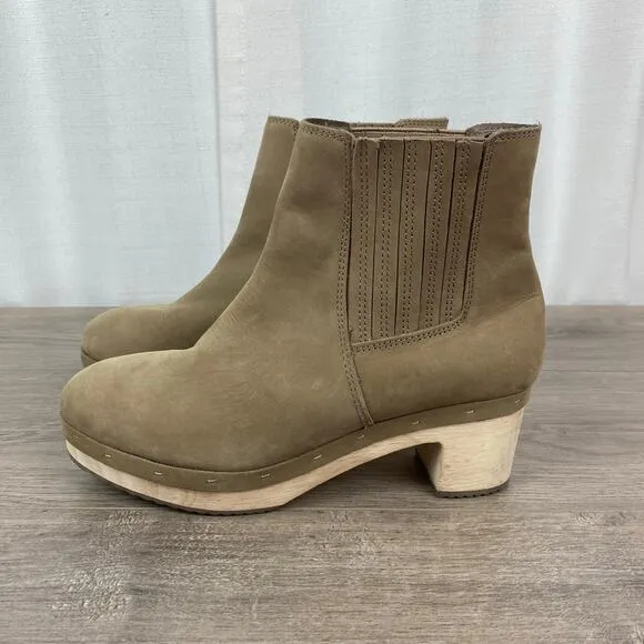 LOFT Beige Suede Leather Wooden Clog Chelsea Boots Sz.8 NWOB
