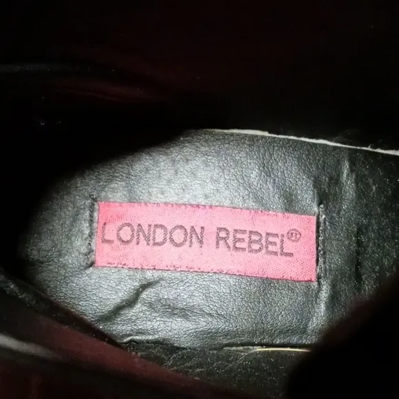 London Rebel boots size 4 with 3 &quot; Chunky heels
