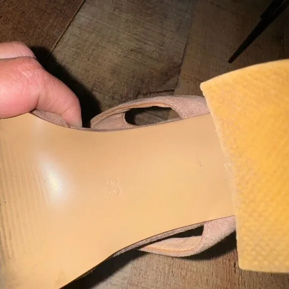 Loro piana nude/pink suede heel sandals