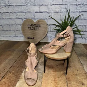 Loro piana nude/pink suede heel sandals