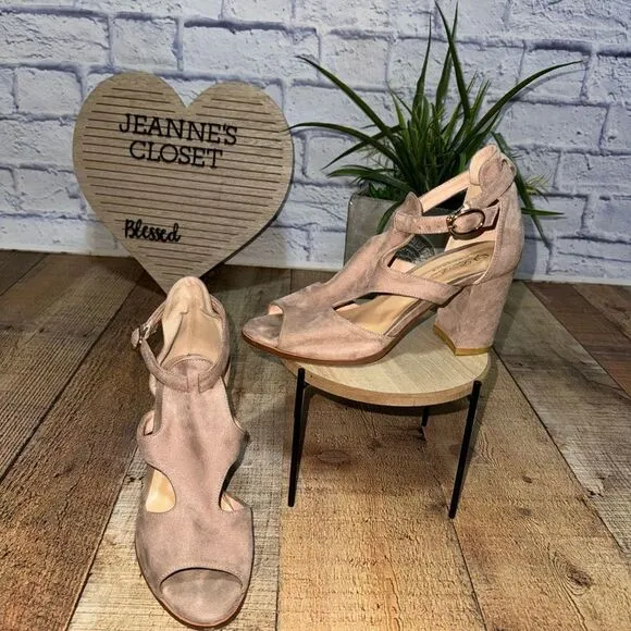 Loro piana nude/pink suede heel sandals