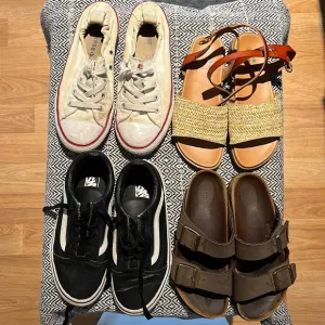 Lot of girls play shoes, size 2 3