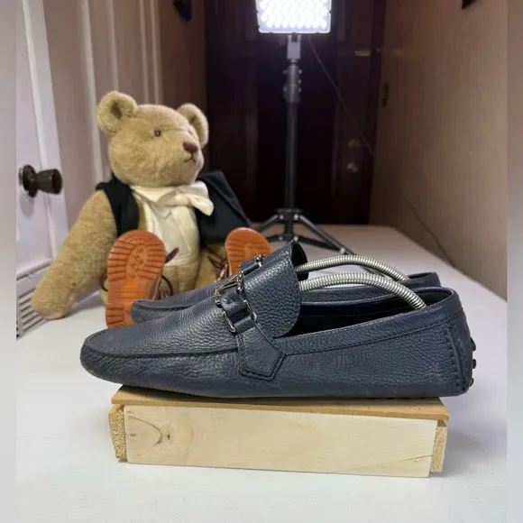 Louis Vuitton Hockenheim Driving Moccasin Loafers Blue Pebble Leather Sz 9