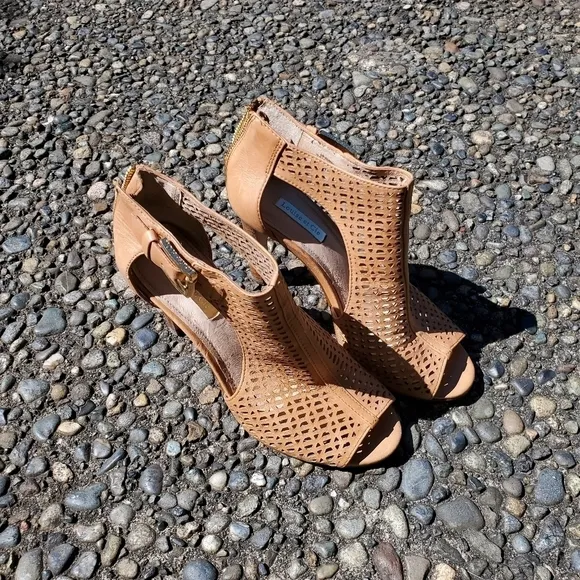 Louise et Cie  heels