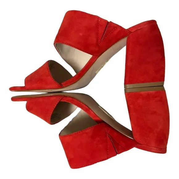 Louise et Cie Lo-Kala Red Suede Leather Heeled Strappy Slide Sandals Size 5 M