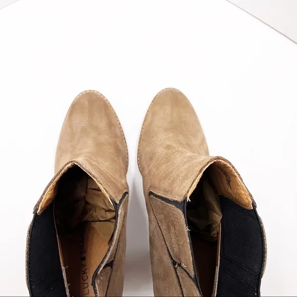 {Lucky Brand} Maldeev Pebbled Leather Boots