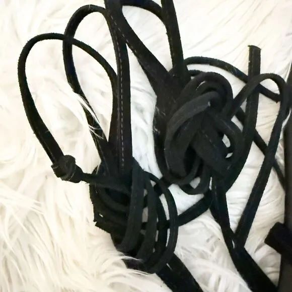 LULU'S | Black Lace Up Flats Suede Sandals Strappy Gladiator | Size 7.5