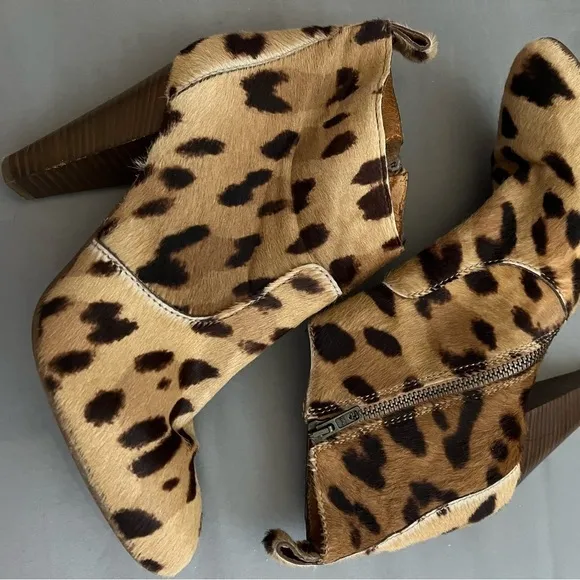 Madewell 1937 Italian Leopard Calf Hair Boots 7.5