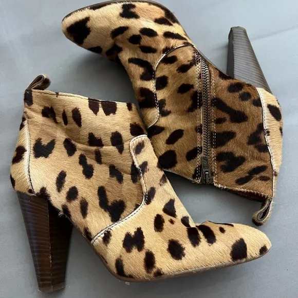 Madewell 1937 Italian Leopard Calf Hair Boots 7.5