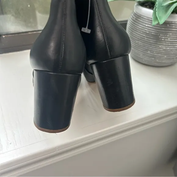Madewell Black Ankle Boots with Chunky Heel