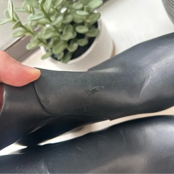 Madewell Black Ankle Boots with Chunky Heel