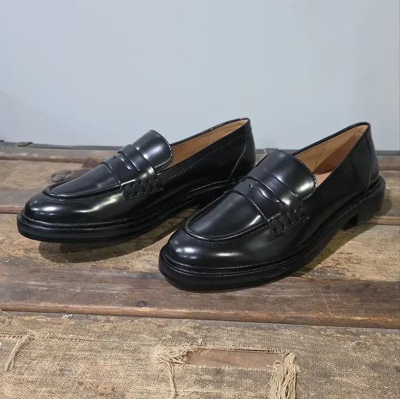 Madewell Classic Black Leather &quot;The Vernon Loafer&quot; with Cloudlift Lite Padding.