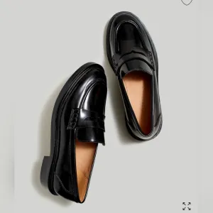 Madewell Classic Black Leather &quot;The Vernon Loafer&quot; with Cloudlift Lite Padding.