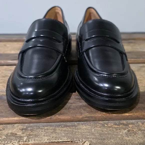 Madewell Classic Black Leather &quot;The Vernon Loafer&quot; with Cloudlift Lite Padding.