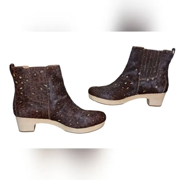 Madewell Clog Boot in Painted Leopard-Calf Hair Size 8.5