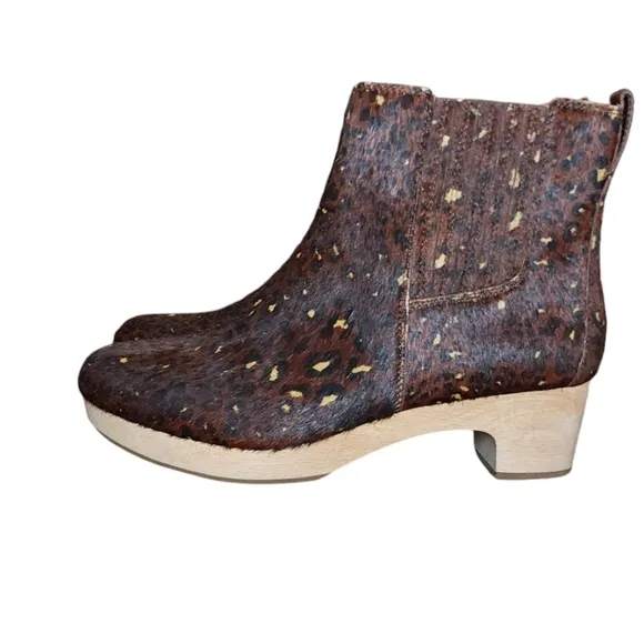 Madewell Clog Boot in Painted Leopard-Calf Hair Size 8.5