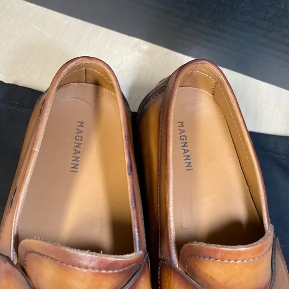 Magnanni Size 9 &quot;Vance&quot; Brown Leather Penny Loafers • Excellent Condition