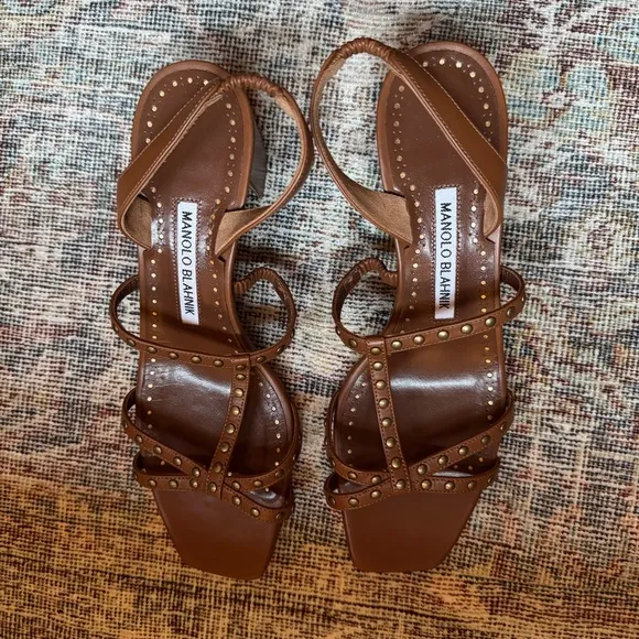 Manolo Blahnik Luce Brown Leather Studded Sandals 38 New