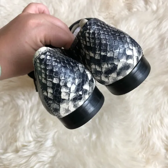 Marc Fisher Chang 2 Snake Embossed Penny Loafer 6