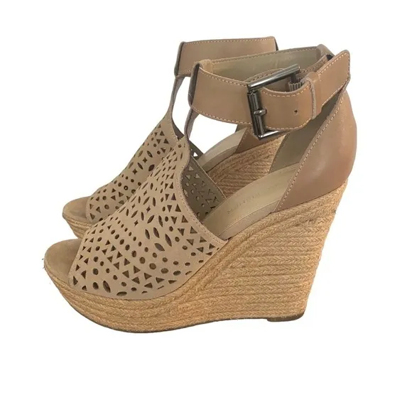 Marc Fisher Hasina suede platform espadrille wedge sandals tan Size 7