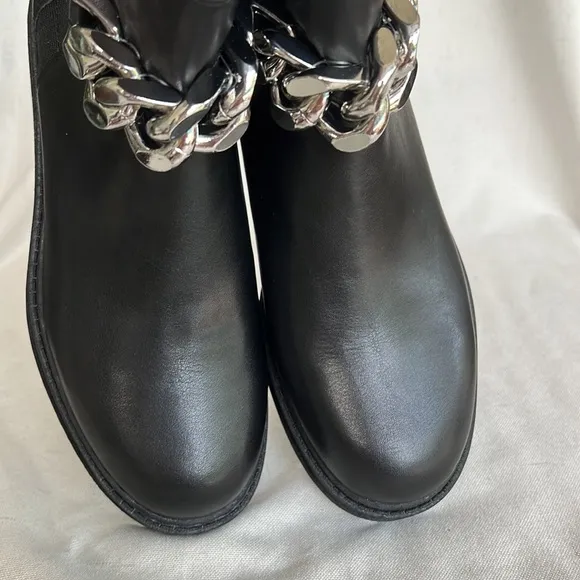 MARC FISHER Parrie chunky chain leather booties black size 8,5