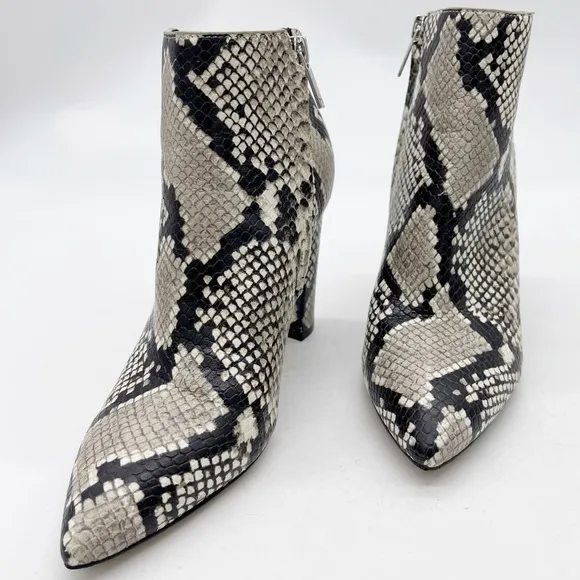 Marc Fisher Womens Unno Snakeskin Embossed Heeled Ankle Boots Size 8 Pointed Toe