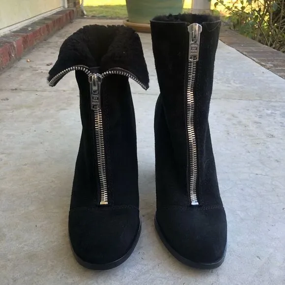 Marc Jacobs black suede shearling lined half moon boots booties 39