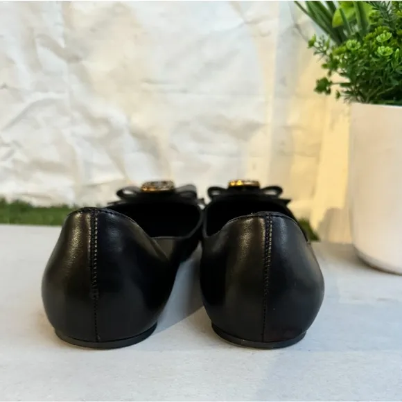 Marc Jacobs Interlock Golden logo Black ballerina pointed toe Flats size 38 US 8