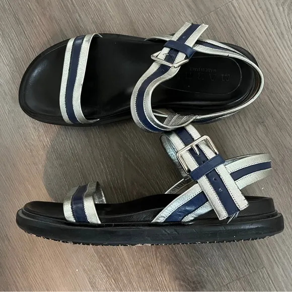 Marni | Summer Camp Fussbett Sandals | Silver/Blue Metallic Leather | Size 7.5