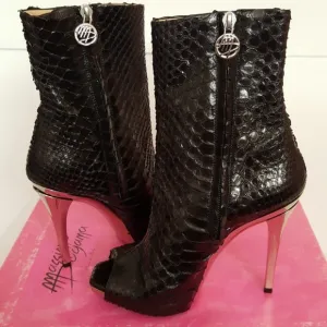 MASSIMO OGAMA BLACK GENUINE PYTHON Opentoe Heels Boots. Made In Italy. Size 36.