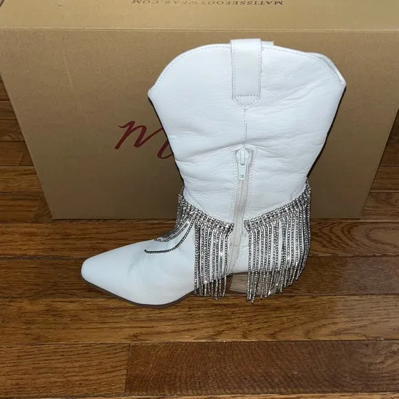 Matisse Leather Dolly Western Boot White &amp; Metallic Fringe Detail Women’s 6.5