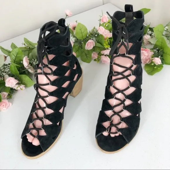 Matisse made in Brazil black sandals size 8 M