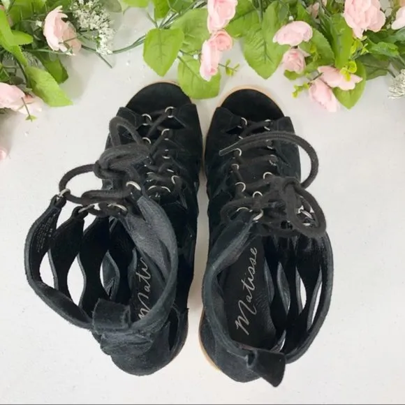Matisse made in Brazil black sandals size 8 M