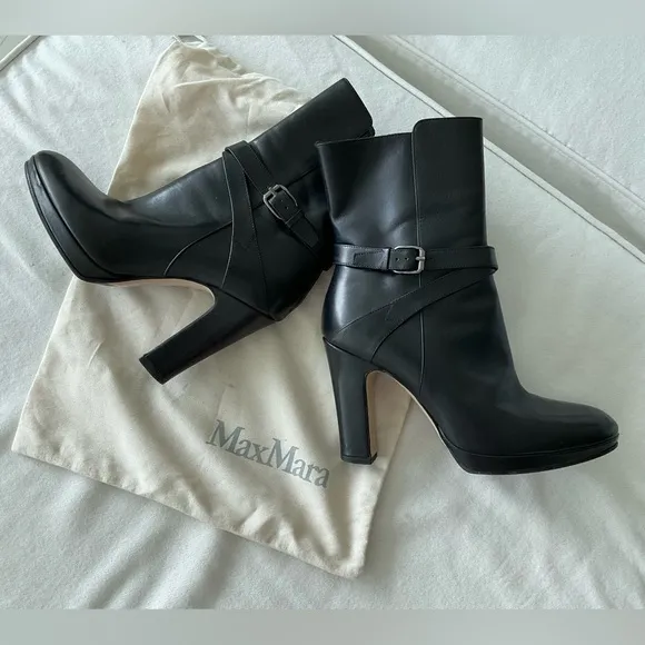 Max Mara Black Leather Boots Buckle Zip Straps Chunky Platform Heels Size 36