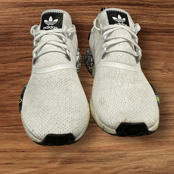 Men’s Adidas NMD R1 Nomad White / Black Graffiti Plugs, Size 11.5 Boost …