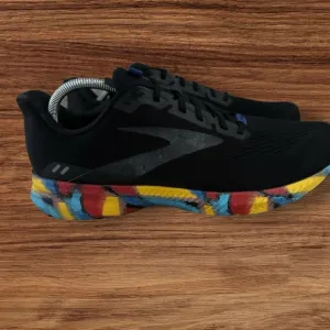 Men’s BROOKS Launch 8 Black / Rainbow / Multi Colored Sneakers, Size 13.