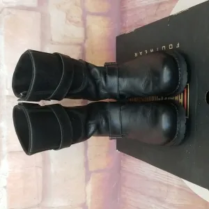 Men's Harley Davidson calf boots. Size 10.5. Color black.
