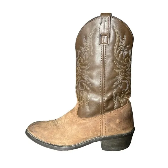 Men’s Laredo Leather round toe brown cowboy boots size 8.5