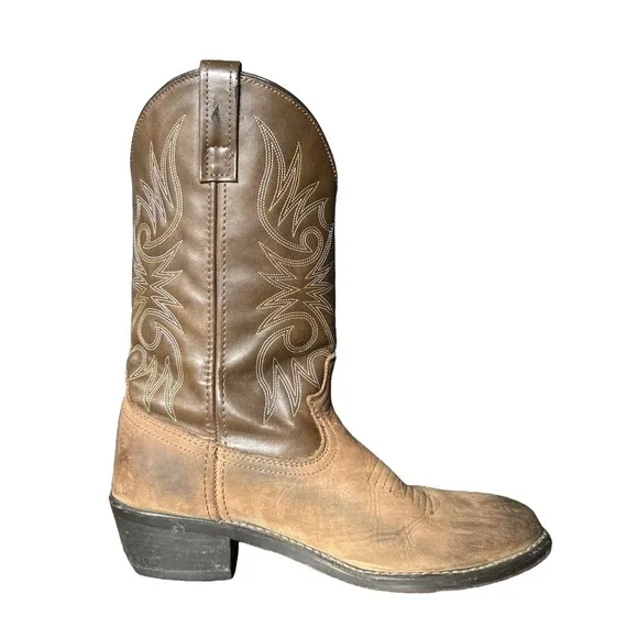 Men’s Laredo Leather round toe brown cowboy boots size 8.5