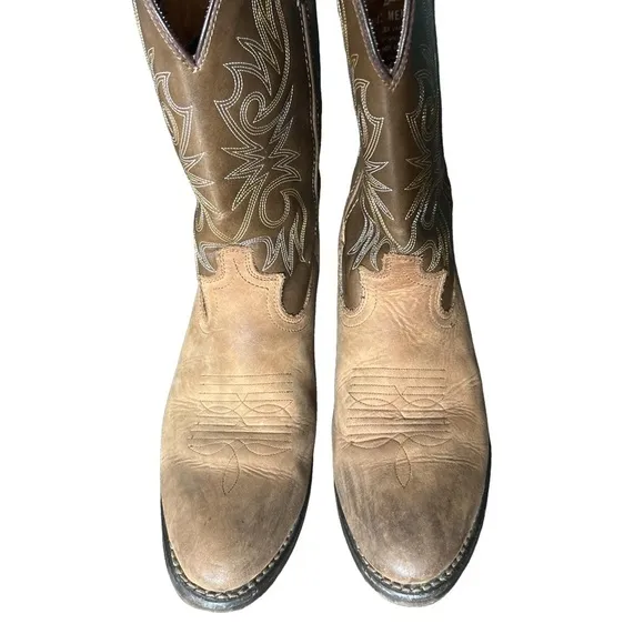 Men’s Laredo Leather round toe brown cowboy boots size 8.5
