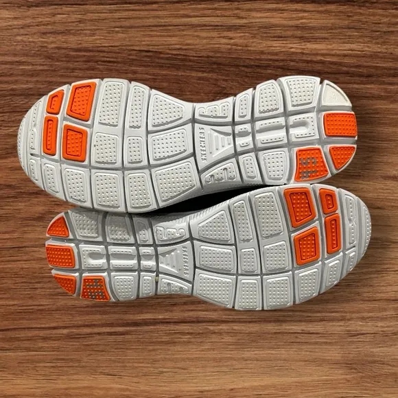 Men’s Skechers Navy &amp; Orange Mesh S Logo Lightweight Running Sneakers, Size 12.