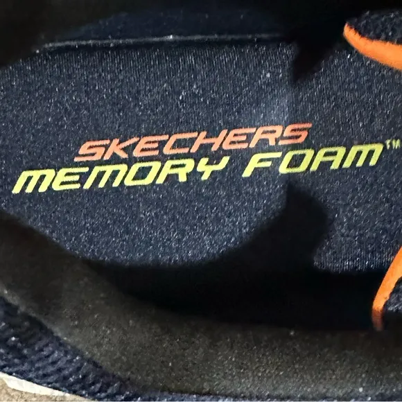 Men’s Skechers Navy &amp; Orange Mesh S Logo Lightweight Running Sneakers, Size 12.