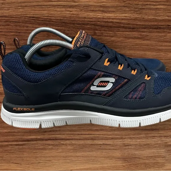 Men’s Skechers Navy &amp; Orange Mesh S Logo Lightweight Running Sneakers, Size 12.