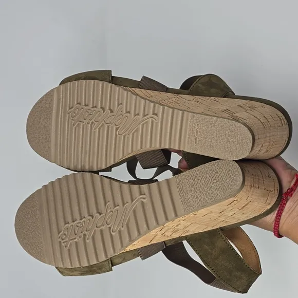 Mephisto Giuliana Loden Green Open Toe Sandals Size 11