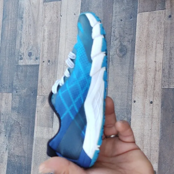 Merrel Bare Access Blue  Sneakers sz 10.5 kids