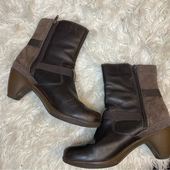 Merrell Evera Espresso Heeled Ankle Boot Size 8.5