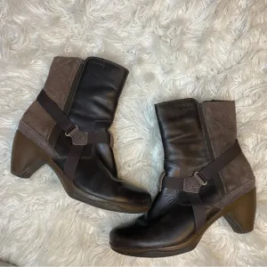 Merrell Evera Espresso Heeled Ankle Boot Size 8.5