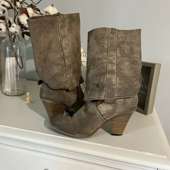 Mia Boutique Boots Mid Calf TaupeHeeled Womens 6