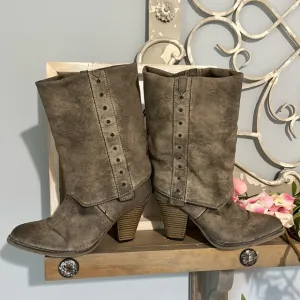 Mia Boutique Boots Mid Calf TaupeHeeled Womens 6